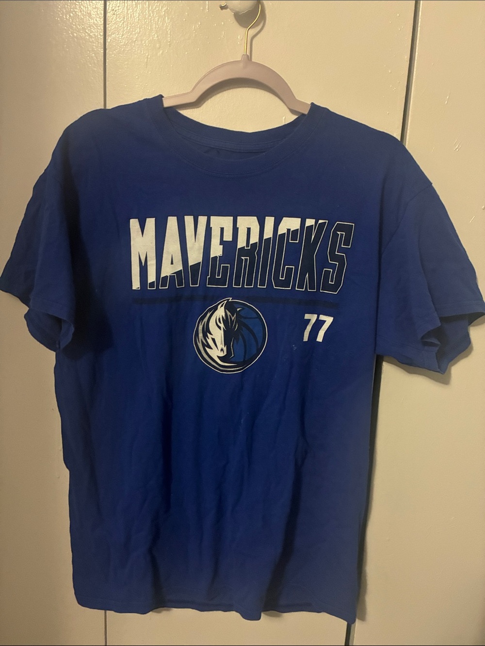 Dallas Mavericks Luka Dončić #77 Blue Graphic T‑Shirt